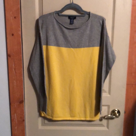 Chaps color block sweater Large - Picture 3 of 4
